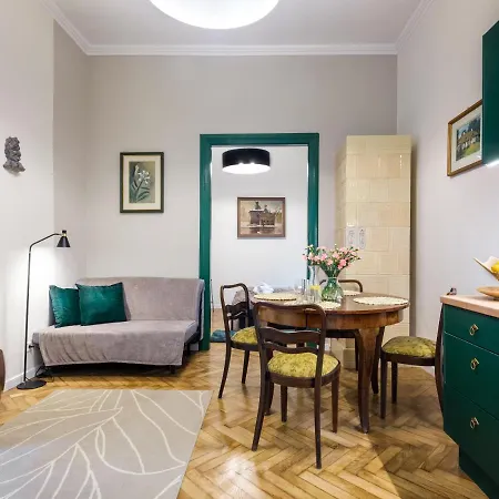 Tyzenhauz Economy * Cracovia